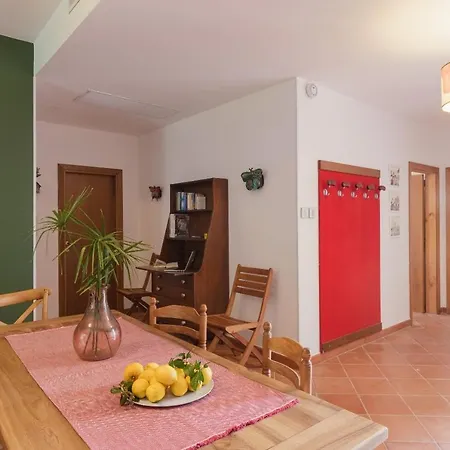 Friella - Piscina Privata